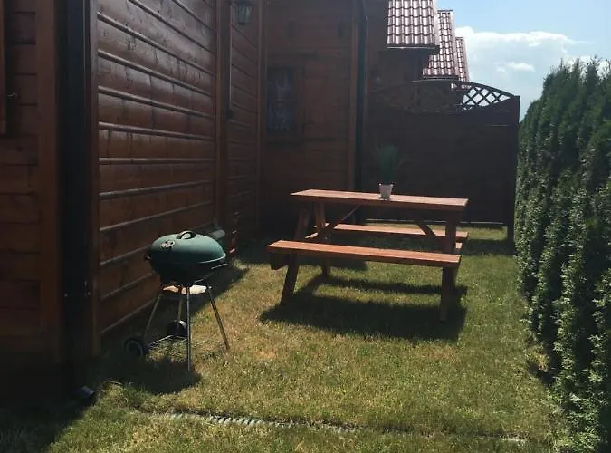 Kayman بيت خشبي ريفال